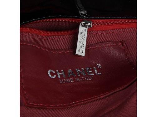 新作 CHANELシャネルスーパーコピー ハンドバッグエナメルブラックA3331